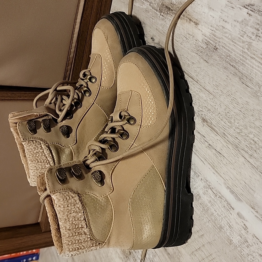 Blowfish Caramel Short Boot